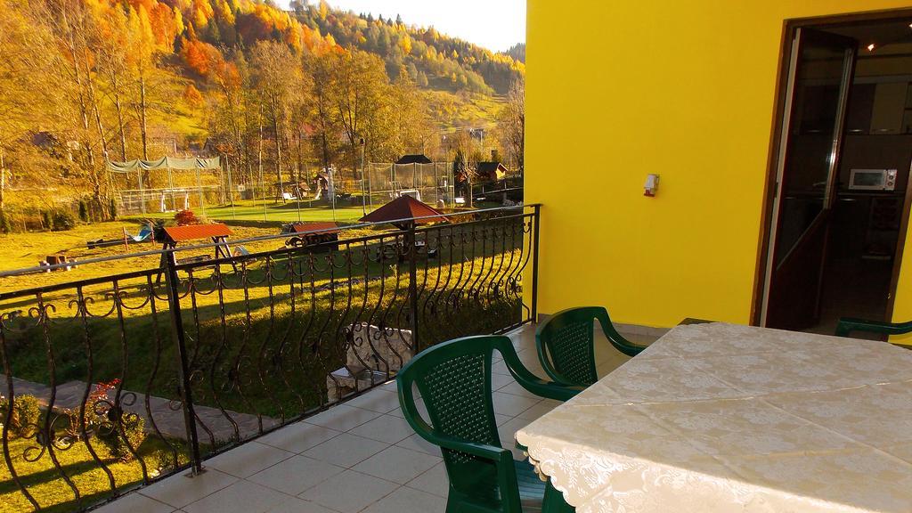 Casa Olteanu Pension Moieciu de Jos Exteriör bild